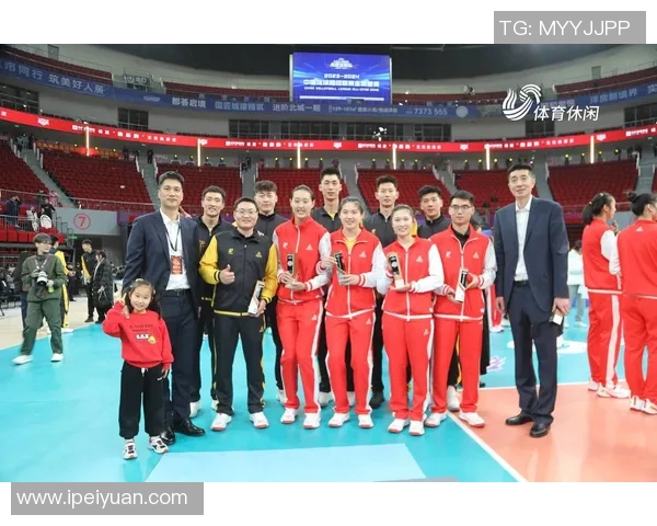 深圳排球队在钻石联赛中的崛起与突破之路全景回顾 深圳排球队在钻石联赛中的崛起与突破之路全景回顾