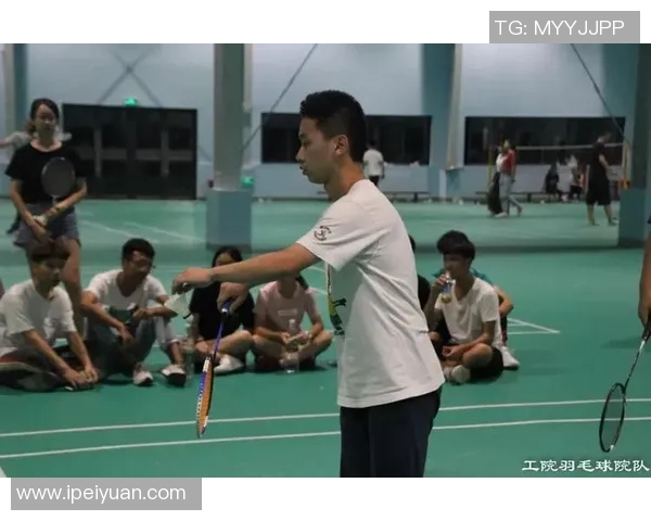 羽毛球精神:重庆羽毛球队拼搏历程的真实记录与感悟 羽毛球精神:重庆羽毛球队拼搏历程的真实记录与感悟